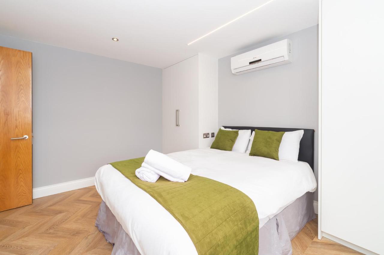 Stunning Hyde Park Apartments London Eksteriør billede