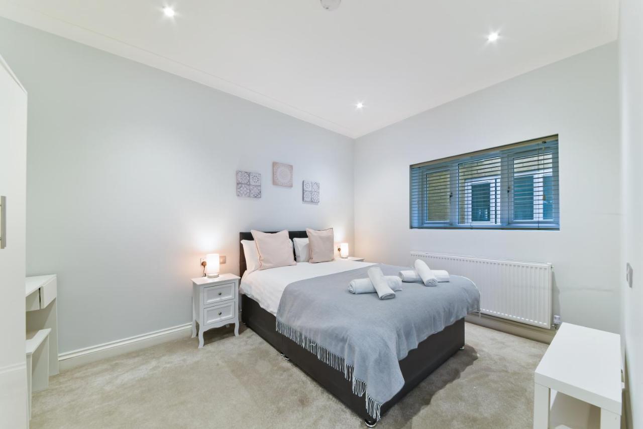 Stunning Hyde Park Apartments London Eksteriør billede