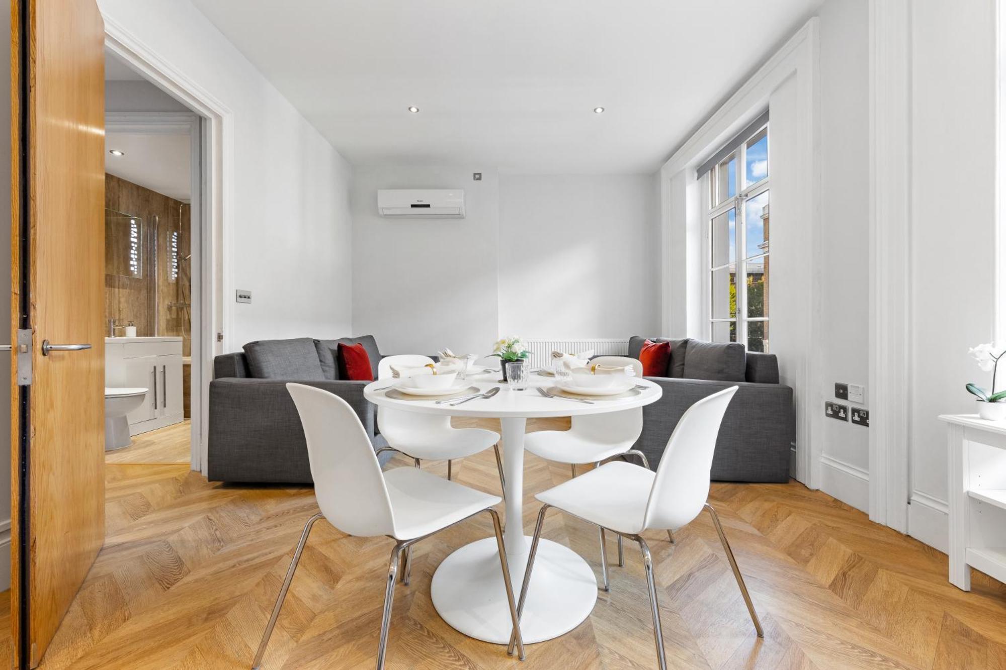 Stunning Hyde Park Apartments London Eksteriør billede